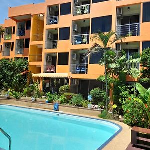 PorterHouse Beach Hotel